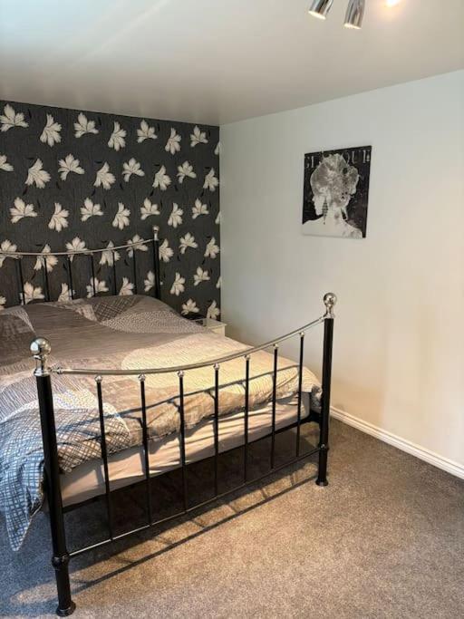 Newly Refurbished Flat In Kings Heath Appartement Birmingham Buitenkant foto
